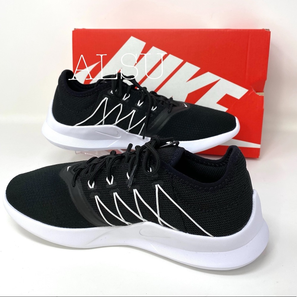 Nike Women’s Sneakers VTR Canvas Black White - Picture 8 of 10